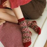 Thick Wool Red Crew Socks for Winter_CWMS03295